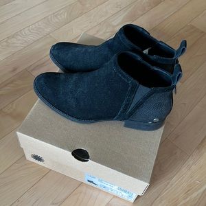 UGG Mcclaire Ankle Boot Black Suede Leather